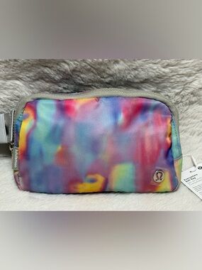 Limited Edition Lululemon Athletica Prism Wash Print Belt Bag
